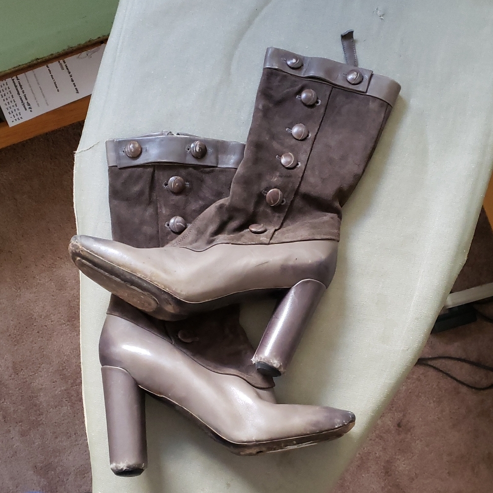 Grey marc jacobs button boots